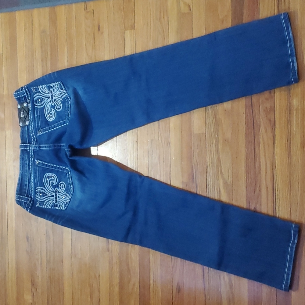 Women's Very Cute distressed Miss Me Jean's 30 - Picture 3 of 7